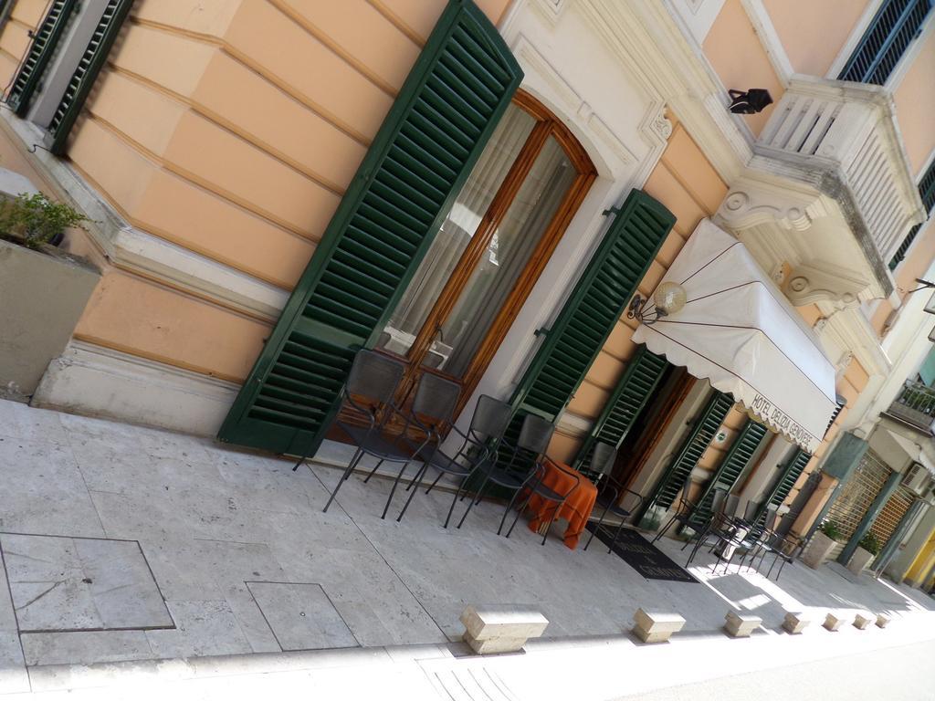 Hotel Delizia Genovese Montecatini Terme Exteriör bild
