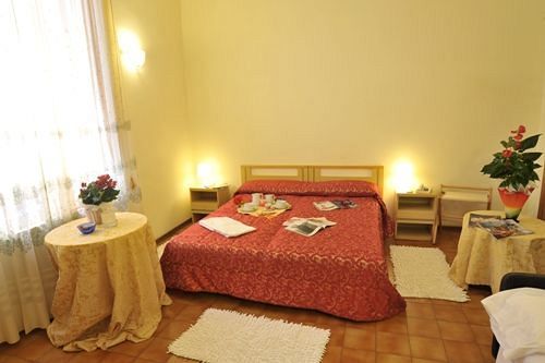Hotel Delizia Genovese Montecatini Terme Exteriör bild