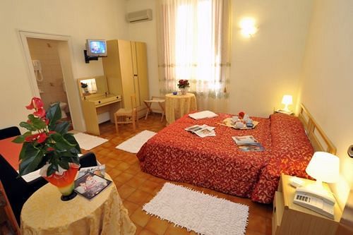 Hotel Delizia Genovese Montecatini Terme Exteriör bild